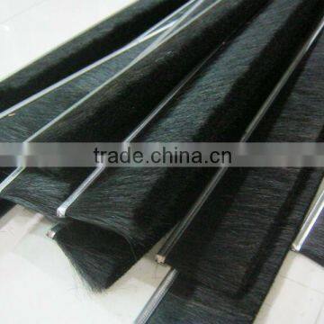 Polypropylene strip brush