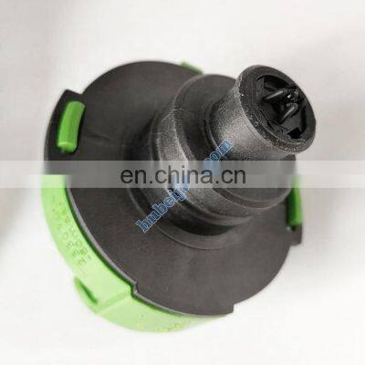 High Quality Vacuum Switch 23307414 For Diesel Engine Truck photo-2
