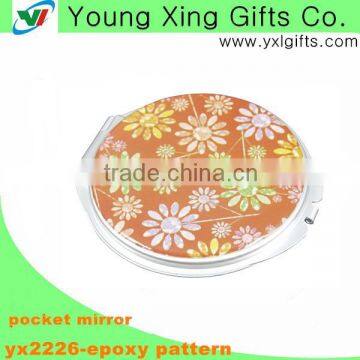 Elegant Shape Metal Compact Mirror