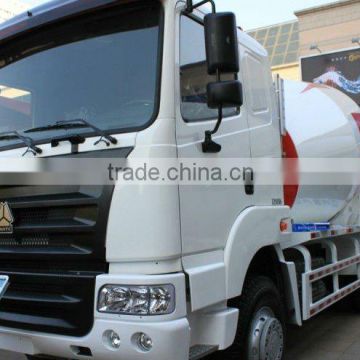 SINOTRUK 6x4 HOYUN MIXER TRUCK ZZ5255GJBN4345C2