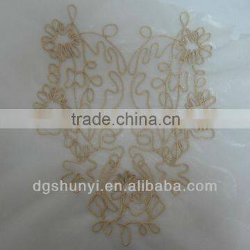 Dribbling embroidery silver panel