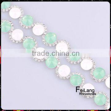 Feilang Cone shaped acrylic cup chain with White and green beads