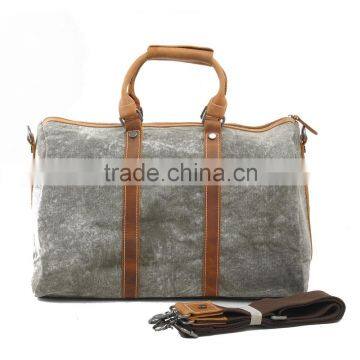 China Supplier Wholesale Quilted Duffle Bags Personalized Tote Bags Leather Luggage Tag photo-2