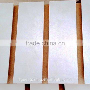 Utility Melamine Faced Slotted MDF Board photo-2