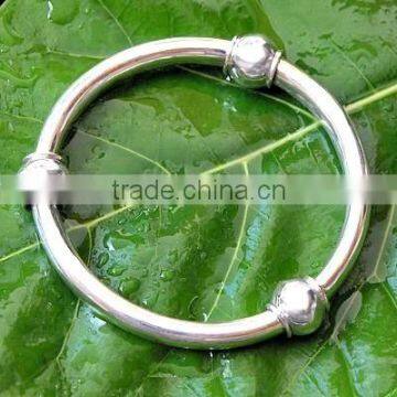 Indian Brass Metal Fashion Bangle, Bracelet Silver Finish