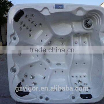 2015 New Design Unique Family Free Sex Massage Bath Hot Spa