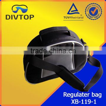 Scuba diving regulator carry bag