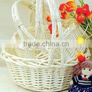 Three-piece oval willow gift basket with handle for Christmas