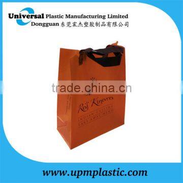 Custom machine making colored film flexiloop handle plastic bag