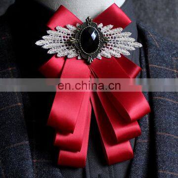 Aidocrystal new style men bow tie casual bow tie for formal wedding silk fabric decorative bowtie