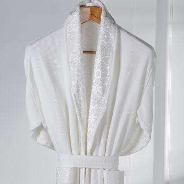 Eliya Hyatt Ritz-Carlton Four Season Shangri-La Hotel Bathrobe