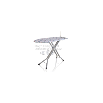ironing board(w clothes plate & wire)