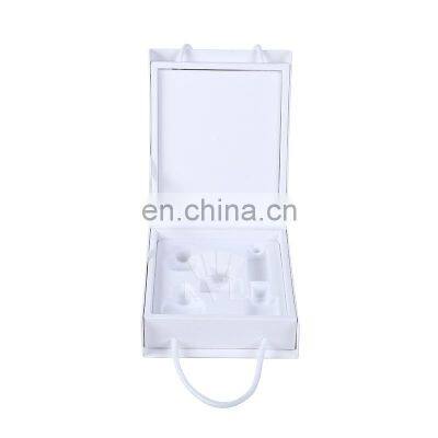 Custom Luxurious Paper White Wedding Gift Set Box Magnetic Closure Box With Handle