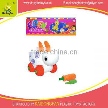 Assembly cartoon animal play set