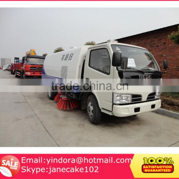 Lowest price new dongfeng small road cleaning truck