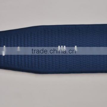 Self-inflating mat