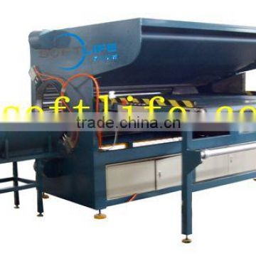 Mattress roll packing machine