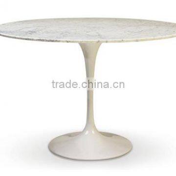 Tulip table CHY-B005 by Eero Saarien