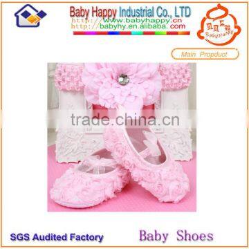 China Wholesale Rosette soft sole baby shoes