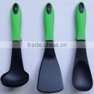 FDA,LFGB Approval Kitchen Equipment Nylon Utensil Manufacturer New Style Colorful Kitchen Tools Nylon Utensil Set