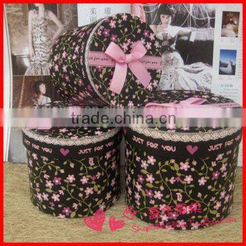 Fashionable Designer Cylinder Shirt Box