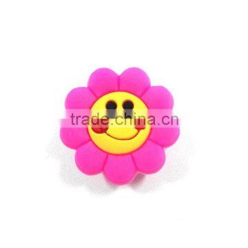 Sunflower shape custom soft pvc cheap decorative plastic shoe buckles