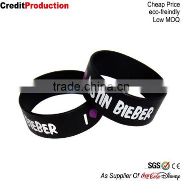 Silicone bracelet with silk screen printing logo for sales