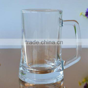 High white glass glass beer mug