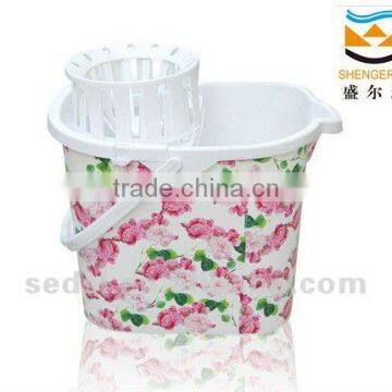 CLORED PLASTIC WATER MOP BUCKET