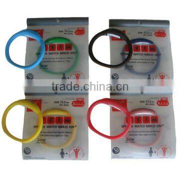 3ATM Silicone wristband watch with plastic box