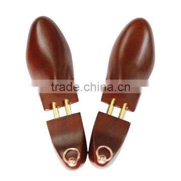 Irregular Shape Luxuary Type Cedar Wood Environmental Painted Shoe Tree With a Ring at the End Part photo-6