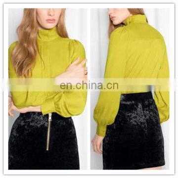 Factory Direct Wholesale Turtleneck Blouse Design Women Bishop Sleeves Blouse (16112205)