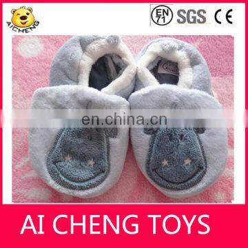 OEM lovely design plush bear slipper hotsale