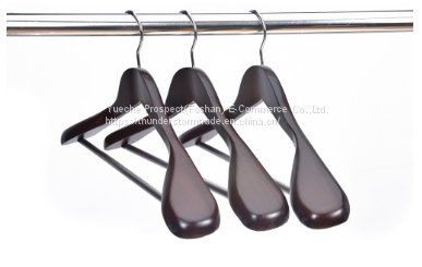 Luxury Natural Wood Coat Hangers For Garment