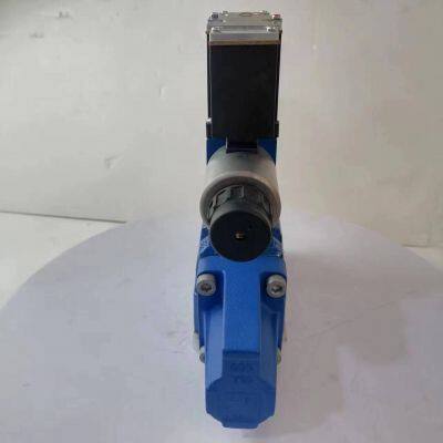 4WRZE Rexroth R900705138 Proportional Directional Control Valve 4WRZE10W6-85-7X/6EG24N9ETK31/F1D3M photo-3