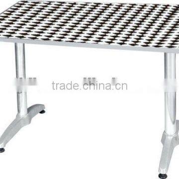 Good quality strong and durable square aluminum table