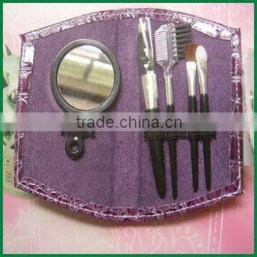 Cosmetic brush set