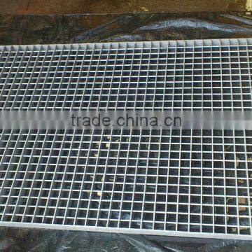 STAINLESS STEEL GRATINGS photo-2