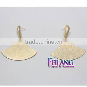 Hotsale Refinement Two Color Fan-Shaped Earrings Chandelier Earrings