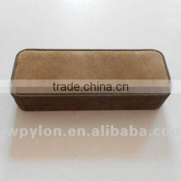PL-10 plastic pen box