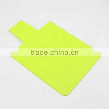 Good Quality Kitchen Plastic Chopping Block photo-5