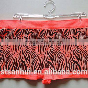 High quality fashion seamless underwear women pictures with fancy printed