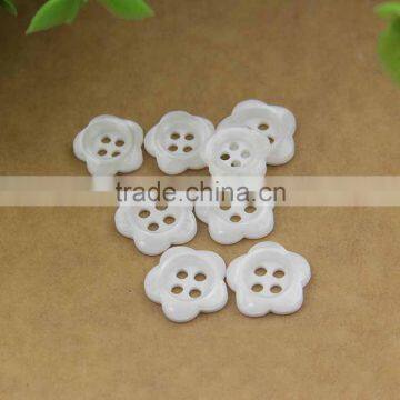 Resin Material Pearl White 2-Holes Flower Fancy Shirt Button For Ladies photo-3