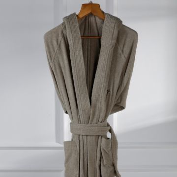 Eliya Fashion Design Guangzhou Manufacturer Western Bathrobe Hotel Quality 100% Organic Cotton Bathrobe