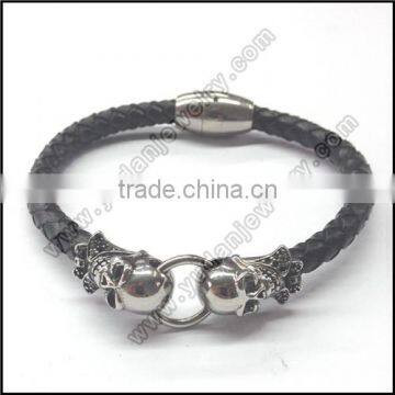 Men Natural Leather Wrapped Bracelet With North Skull