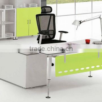 beauty salon receptin table