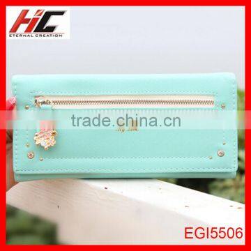 2015 fashion Horizontal zipper leather magic wallet