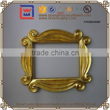 Polyresin Golden Decoration Item Golden Picture Frame Hanging Decoration