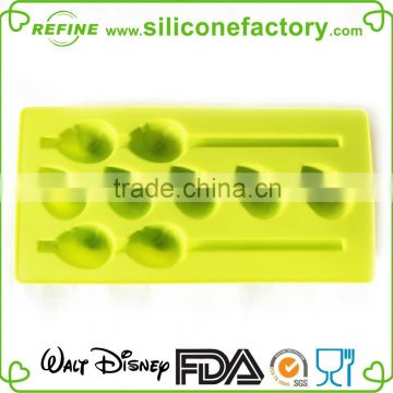 DGCCRF food grade non-stick leaf shaped custom silicone ice cube tray