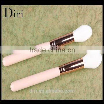 Flame Shape Wooden Handle Synthetic Hair Concealer Brush photo-4